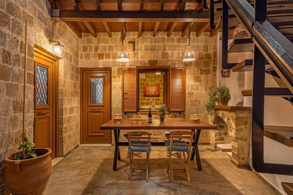 Margaritis Luxury Medieval House Родос Экстерьер фото